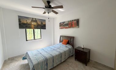 SE ARRIENDA CASA CAMPESTRE BIFAMILIAR SOBRE LA VIA CONDINA.