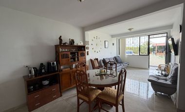 SE ARRIENDA CASA CAMPESTRE BIFAMILIAR SOBRE LA VIA CONDINA.