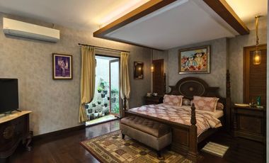 Dijual Rumah Resort Villa di Pusat Kemang Jakarta Selatan, Cluster Eksklusif Side Swimming Pool 4 KT Ensuite