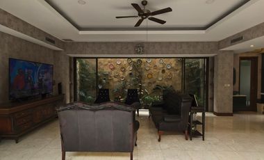 Dijual Rumah Resort Villa di Pusat Kemang Jakarta Selatan, Cluster Eksklusif Side Swimming Pool 4 KT Ensuite