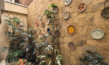 Dijual Rumah Resort Villa di Pusat Kemang Jakarta Selatan, Cluster Eksklusif Side Swimming Pool 4 KT Ensuite