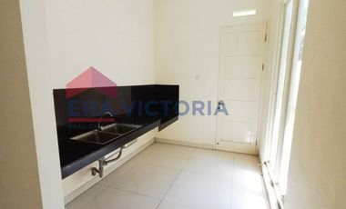 Rumah Lokasi Emas Akses Mobil Kawasan Bisnis & Kuliner Sulfat