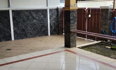 Disewakan Rumah di NUSA LOKA, Serpong, BSD - 5 k.tidur