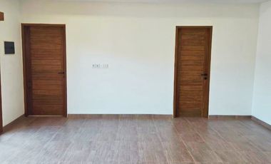 FOR SALE BEAUTIFUL VILLA WITH LARGE A SWIMMING POOL AT DENPASAR SELATAN