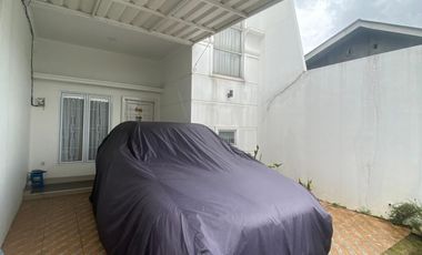 Rumah 2 Lantai Over Kredit 98 JT dekat GDC Depok di Kalibaru Cilodong