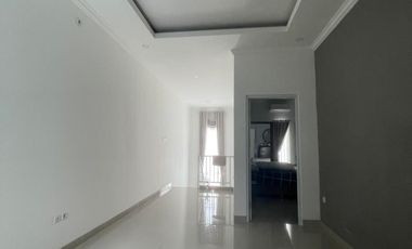 Rumah 2 Lantai Over Kredit 98 JT dekat GDC Depok di Kalibaru Cilodong