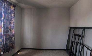 Casa en renta – Fraccionamiento Las Américas, Ecatepec, 3 recamaras y 1 baño.