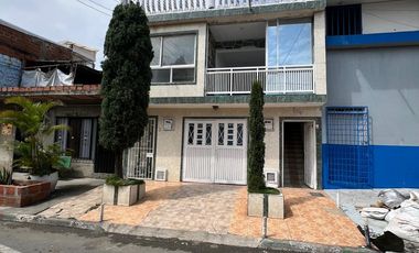 SE ALQUILA SEGUNDO PISO, CASA VEHICULAR