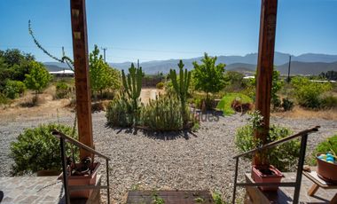 Venta de parcela de 2 has, casa, cabaña, agua de pozo, electricidad y piscina. Las Barrancas, Coquimbo. $160 mm