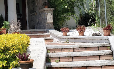 PROPIEDAD DE OPORTUNIDAD!! EXCELENTE CASA EN CLUB DE GOLF HACIENDA SAN GASPAR, JIUTEPEC, MORTELOS.