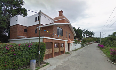 PROPIEDAD DE OPORTUNIDAD!! EXCELENTE CASA EN CLUB DE GOLF HACIENDA SAN GASPAR, JIUTEPEC, MORTELOS.