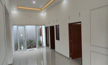 Rumah Murah Sleman, SIAP HUNI Pinggir Jalan Utama. Dekat Pintu Tol Jogja