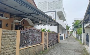 Perum Lempongsari, Palagan: 2 Muka, Dekat Kampus UGM. Carport 3 Mobil