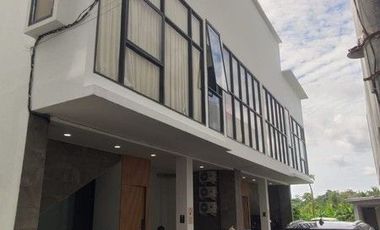 Kost Eksklusif 2 Lantai Full Furnished, Dekat SKE - TUGU Jogja