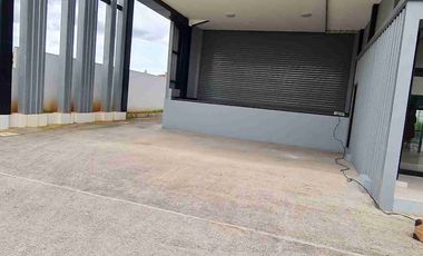 Gudang Ready // 3 lantai plus loading donk