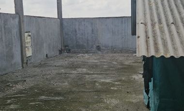 Murah !! DISEWAKAN TANAH DIATASNYA BERDIRI BANGUNAN 2 LANTAI SETENGAH JADI DI KALIMALANG DI BAWAH TOL