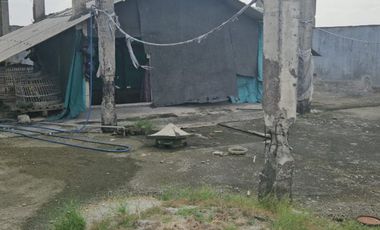 Murah !! DISEWAKAN TANAH DIATASNYA BERDIRI BANGUNAN 2 LANTAI SETENGAH JADI DI KALIMALANG DI BAWAH TOL