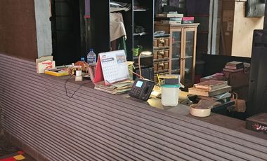 Murah !! DISEWAKAN TANAH DIATASNYA BERDIRI BANGUNAN 2 LANTAI SETENGAH JADI DI KALIMALANG DI BAWAH TOL