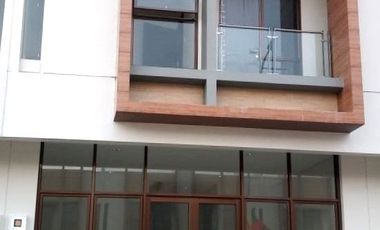 Ruko The Savoy 2lt 6x17 102m JGC Jakarta Garden City Cakung