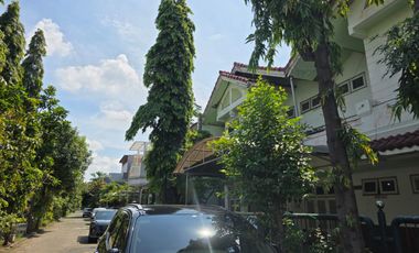 DIJUAL RUMAH DALAM KOTA SURABAYA GAYUNG KEBON SARI – LOKASI SUPER STRATEGIS, TENANG & BEBAS BANJIR