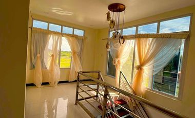 SINGLE DETACHED 4 BEDROOMS HOUSE NEAR THE BEACH.