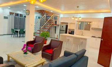 SINGLE DETACHED 4 BEDROOMS HOUSE NEAR THE BEACH.