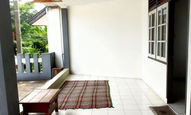 DI SEWAKAN DI KONTRAK RUMAH SIAP HUNI DEKAT GRIYA ANTAPANI  BANDUNG