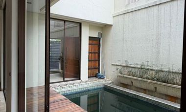 Disewakan Townhouse at Kemang