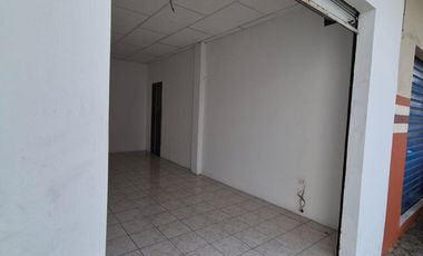 Local Comercial en Alquiler en la Alborada, Planta Baja, 1 Baño, Norte de Guayaquil