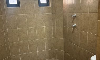 LINDA CASA EN ECHEGARAY