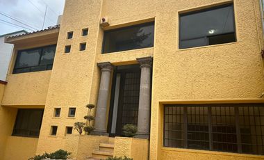 LINDA CASA EN ECHEGARAY