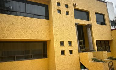 LINDA CASA EN ECHEGARAY