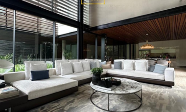 Luxury Residence in Prime Brawijaya, Kebayoran Baru – Designed by Alex Bayu