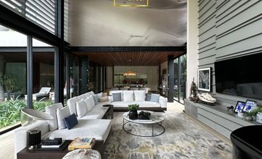 Luxury Residence in Prime Brawijaya, Kebayoran Baru – Designed by Alex Bayu