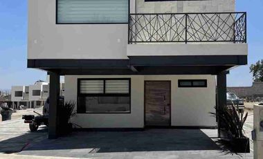 VENTA CASA VILLAS ZACANGO