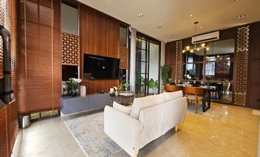 RUMAH MEWAH DALAM PERUMAHAN ONE GATE 5 MENIT SAJA KE MALIOBORO KOTA JOGJA