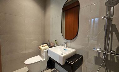 RUMAH MEWAH DALAM PERUMAHAN ONE GATE 5 MENIT SAJA KE MALIOBORO KOTA JOGJA