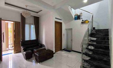 rumah 2 lantai furnish tinggal masuk dekat tol solo