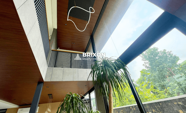 High-End Modern House for Sale In San Fernando