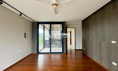 High-End Modern House for Sale In San Fernando