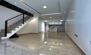 Casa de venta Ricuarte amplios espacios