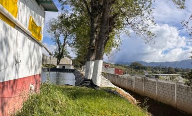 Terreno con Invernaderos · Infraestructura Lista para Operar