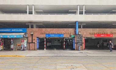 Reserva oficina abierta para negocios de todos los tamaños en Santiago, Barcelona