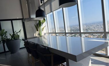 Se renta loft amueblado en Country Club