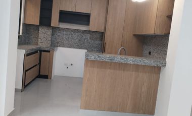 VENTA DE CASA EN URB. NUEVO PORTON