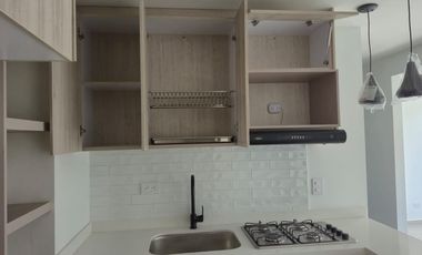 ALQUILO APARTAMENTO PEÑOL