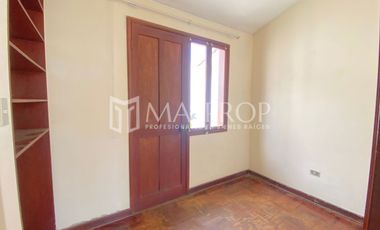 CASA AMPLIA EN ALQUILER CON ALTA CAPACIDAD DE USO – URB. SANTA ELENA