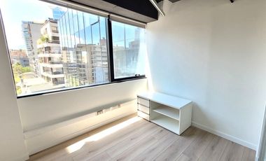 LADO METRO EL GOLF / AV. APOQUINDO