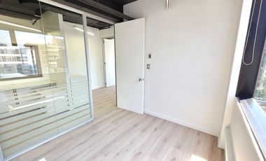 LADO METRO EL GOLF / AV. APOQUINDO