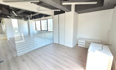 LADO METRO EL GOLF / AV. APOQUINDO